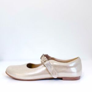 New with box Elephantito Flower Mary Jane Gold Little Girls Size 3